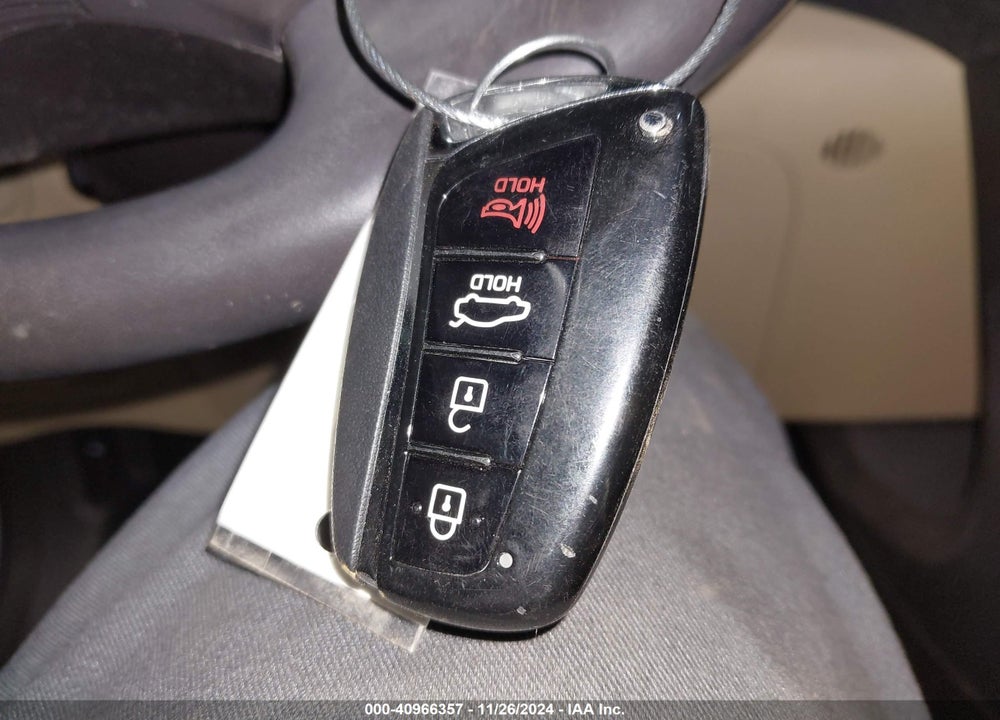 2016 HYUNDAI AZERA LIMITED VIN: KMHFH4JG4GA518683