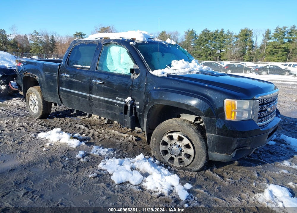 2013 GMC SIERRA 3500HD DENALI VIN: 1GT426EG6DF147091