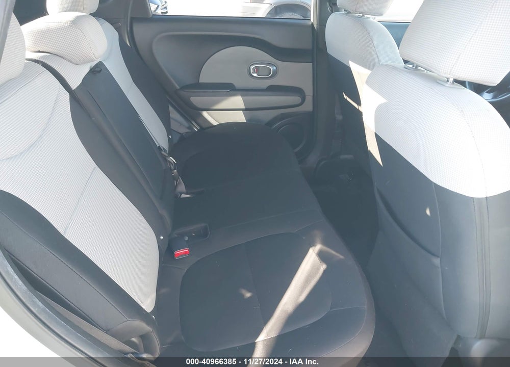 2014 KIA SOUL VIN: KNDJN2A2XE7074171