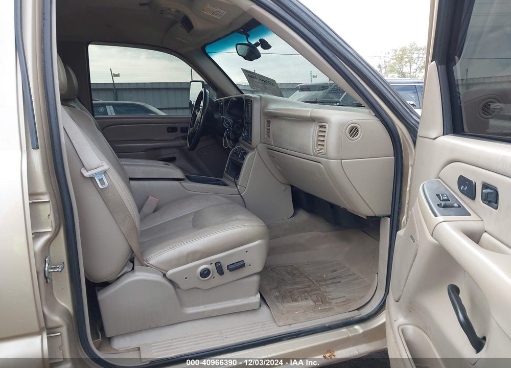 2005 GMC SIERRA 2500HD SLT VIN: 1GTHK23245F824142