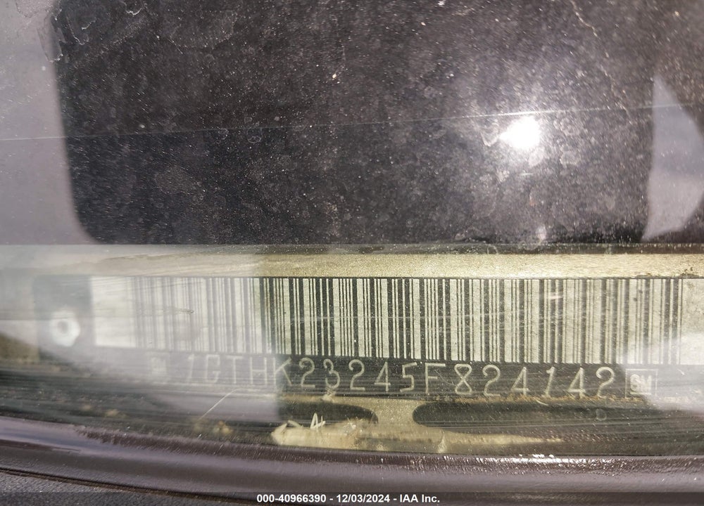 2005 GMC SIERRA 2500HD SLT VIN: 1GTHK23245F824142