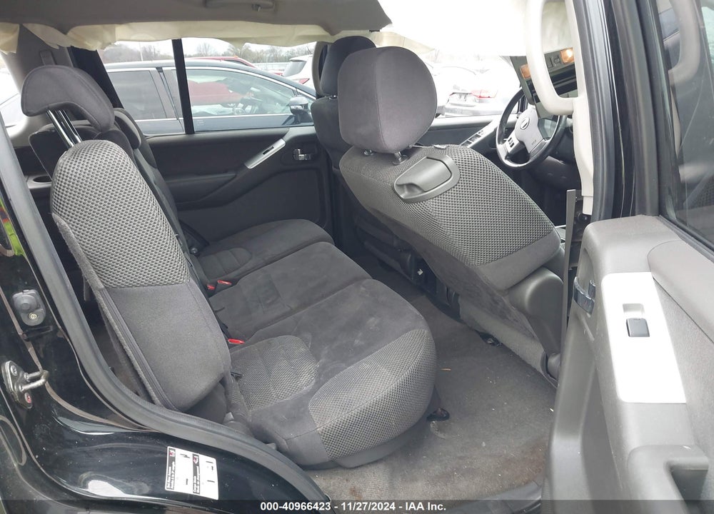 2009 NISSAN PATHFINDER SE VIN: 5N1AR18B69C606836