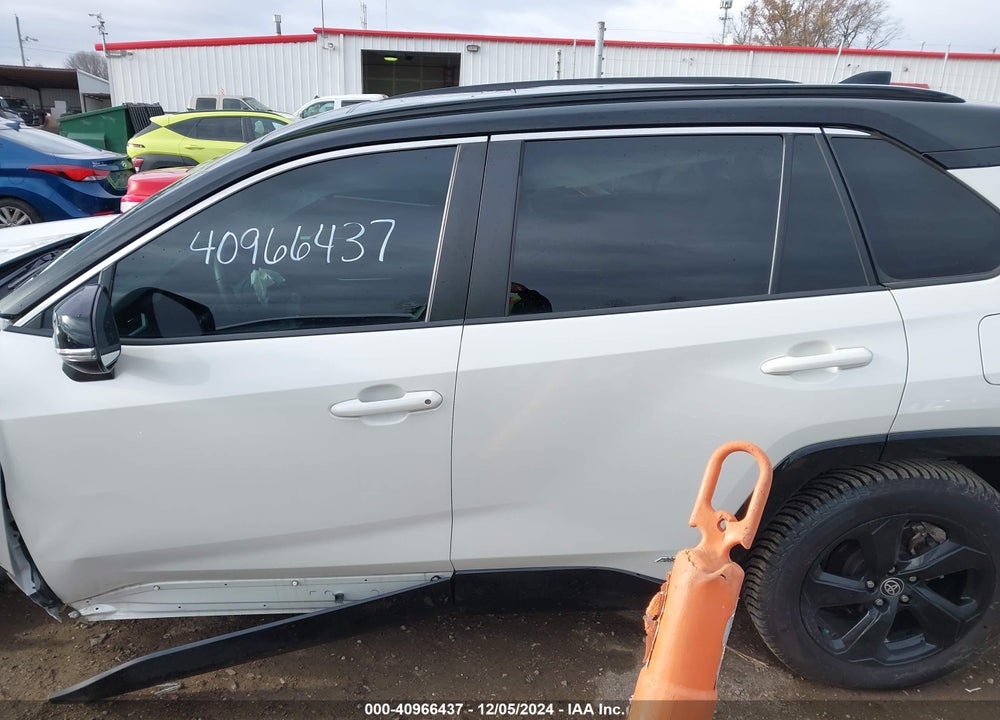 2021 TOYOTA RAV4 HYBRID XSE VIN: 2T3E6RFV4MW020524