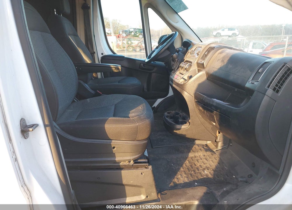 2019 RAM PROMASTER 1500 136 WB VIN: 3C6TRVBGXKE547692