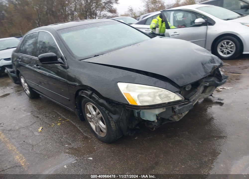 2007 HONDA ACCORD 2.4 EX VIN: 1HGCM56737A225344