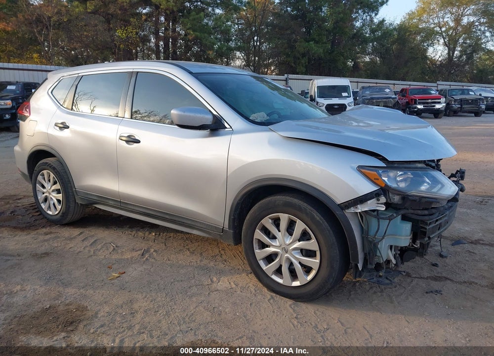 2018 NISSAN ROGUE S VIN: KNMAT2MT6JP546189