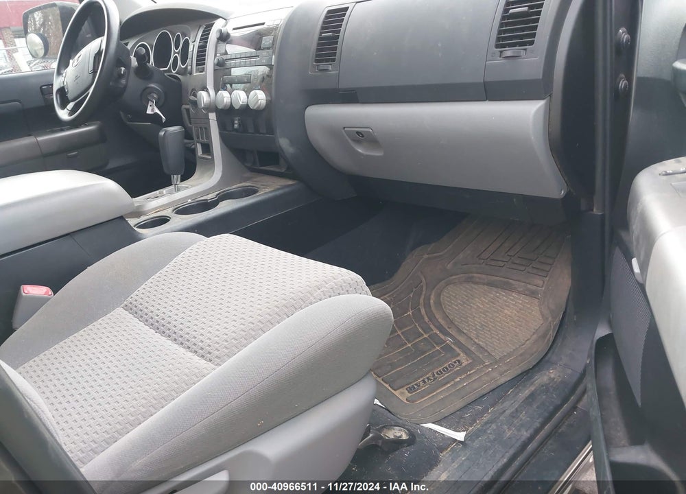 2012 TOYOTA TUNDRA GRADE 5.7L V8 VIN: 5TFUY5F19CX211684