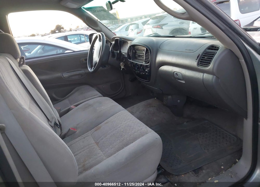 2005 TOYOTA TUNDRA SR5 V8 VIN: 5TBRT34135S467722