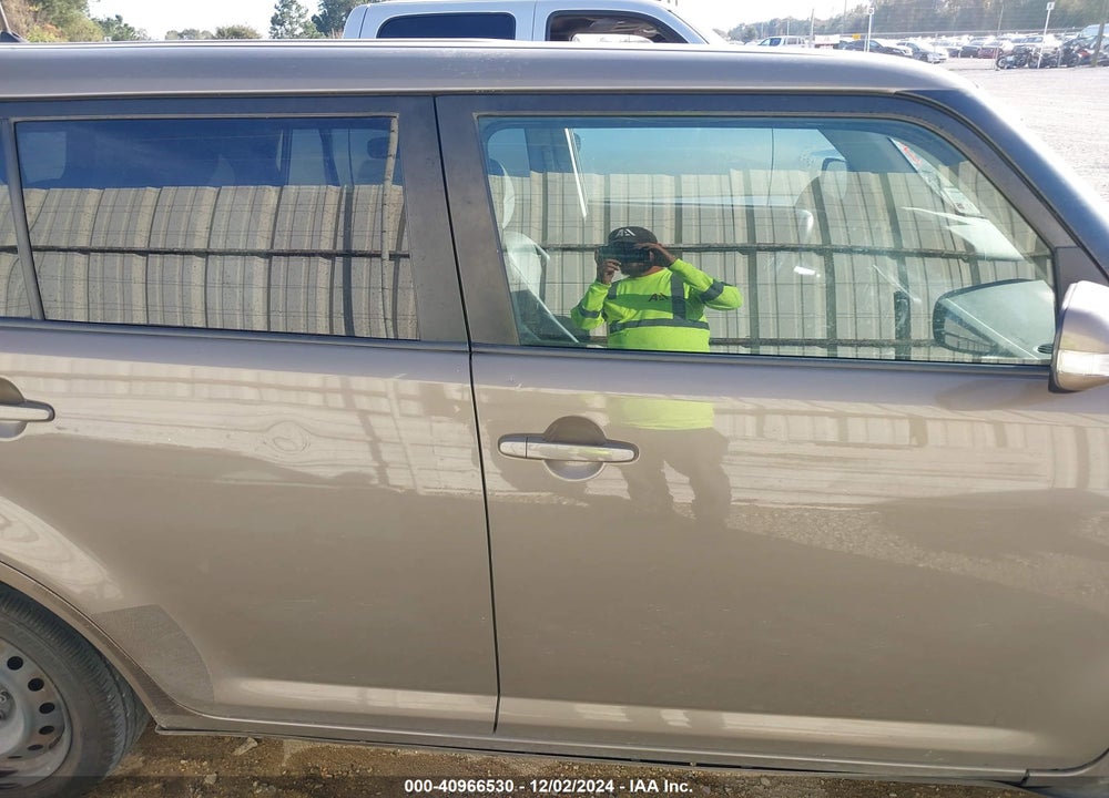 2011 SCION XB VIN: JTLZE4FE7B1124710