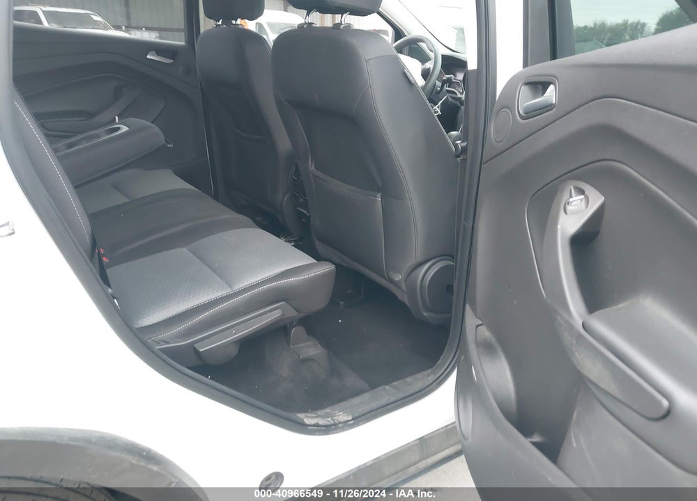 2017 FORD ESCAPE SE VIN: 1FMCU0G97HUF05832