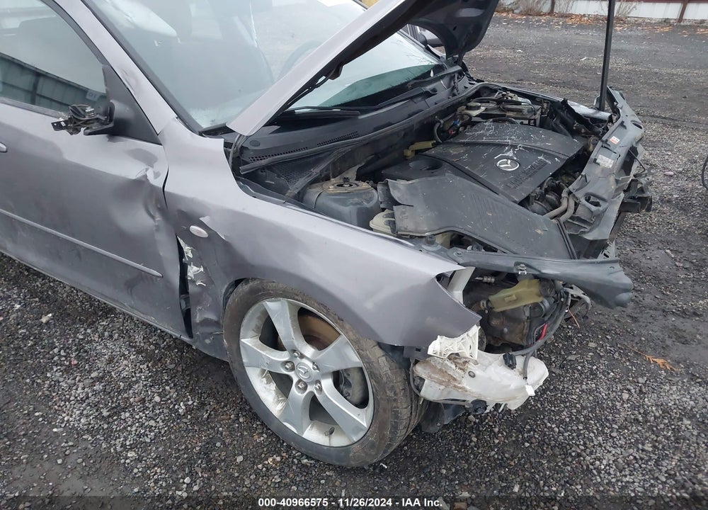 2004 MAZDA 3 S VIN: JM1BK343641160358