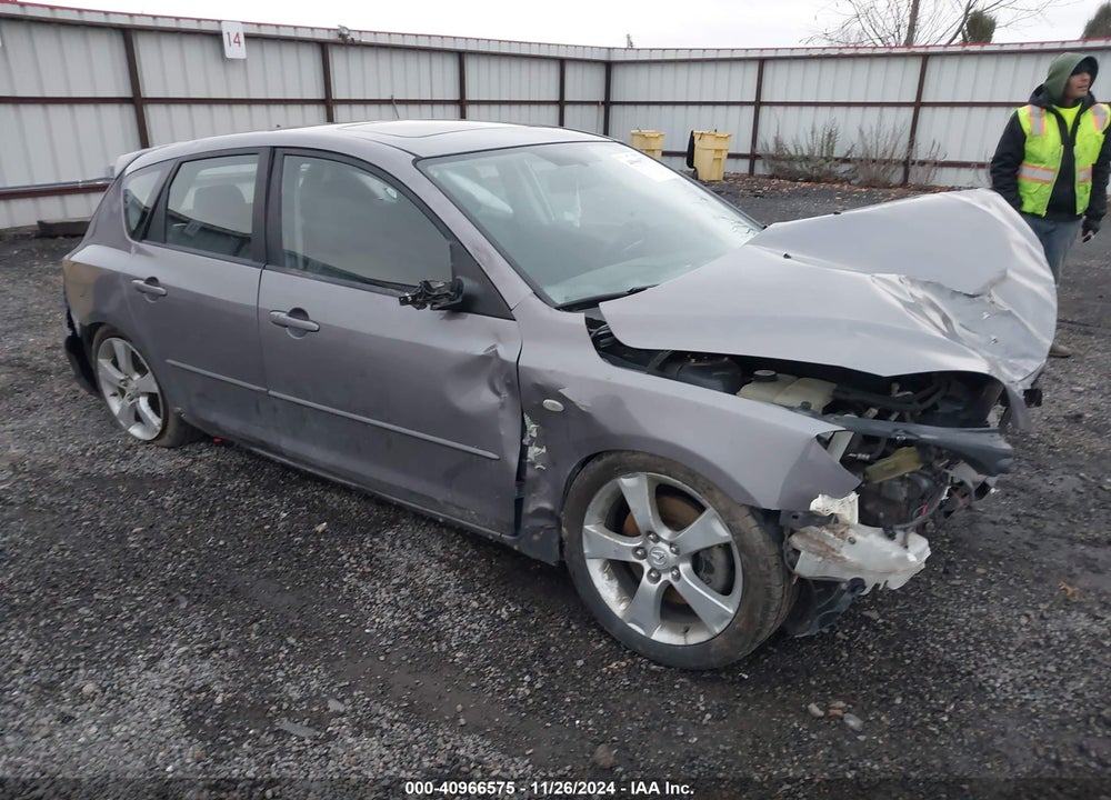 2004 MAZDA 3 S VIN: JM1BK343641160358