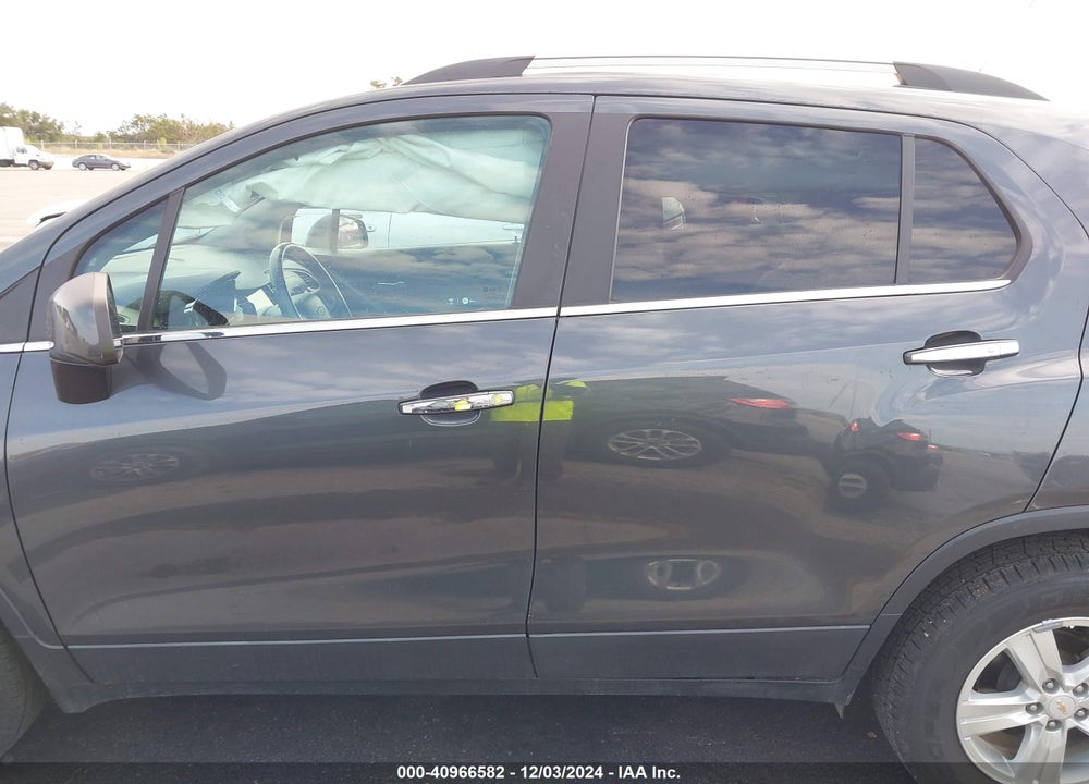 2018 CHEVROLET TRAX LT VIN: KL7CJPSB0JB582055