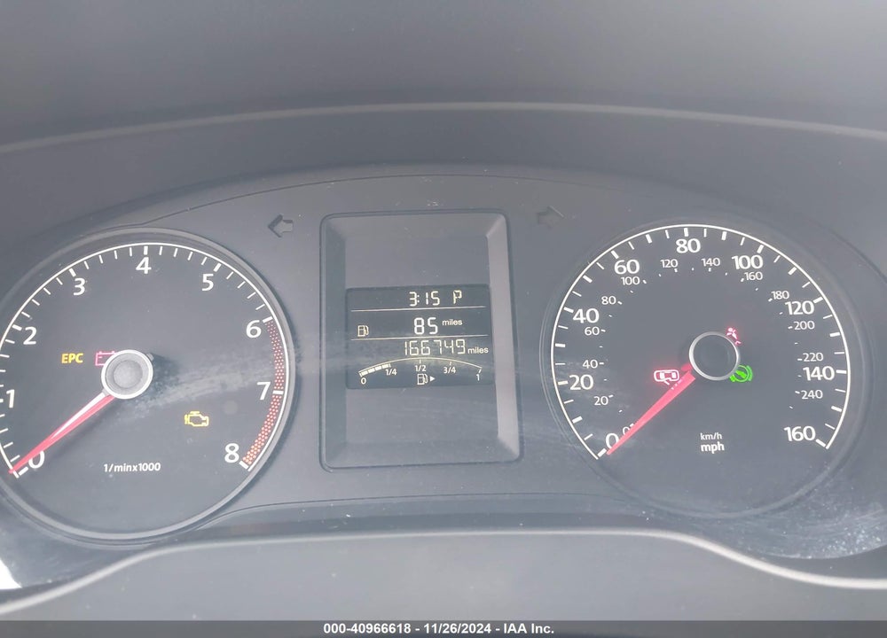 2014 VOLKSWAGEN JETTA 2.0L S VIN: 3VW2K7AJ1EM330685