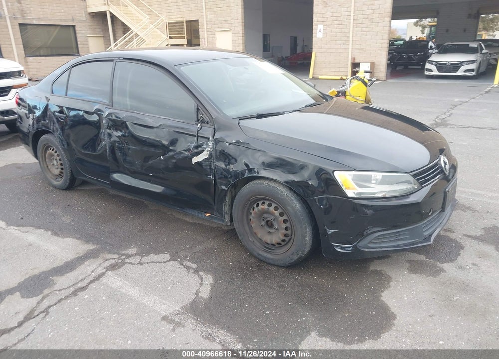2014 VOLKSWAGEN JETTA 2.0L S VIN: 3VW2K7AJ1EM330685