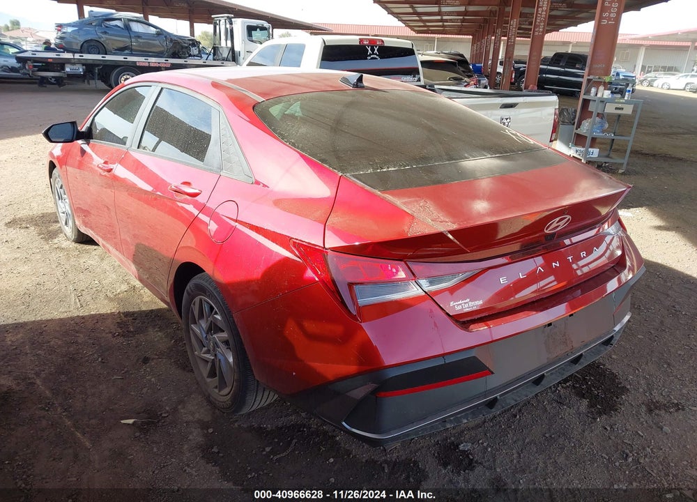 2024 HYUNDAI ELANTRA SEL VIN: KMHLM4DG8RU672843