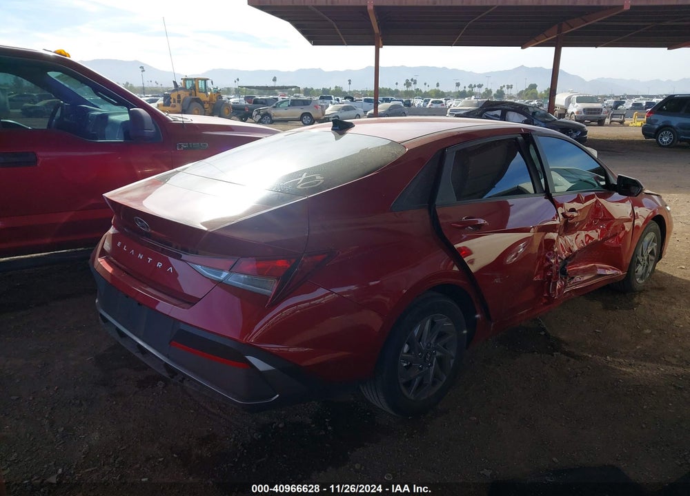 2024 HYUNDAI ELANTRA SEL VIN: KMHLM4DG8RU672843