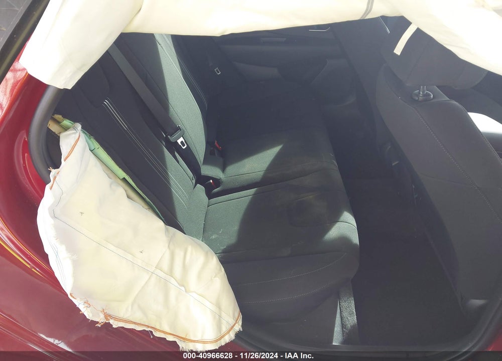 2024 HYUNDAI ELANTRA SEL VIN: KMHLM4DG8RU672843