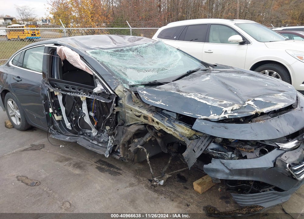 2019 CHEVROLET MALIBU 1FL VIN: 1G1ZC5ST9KF116826