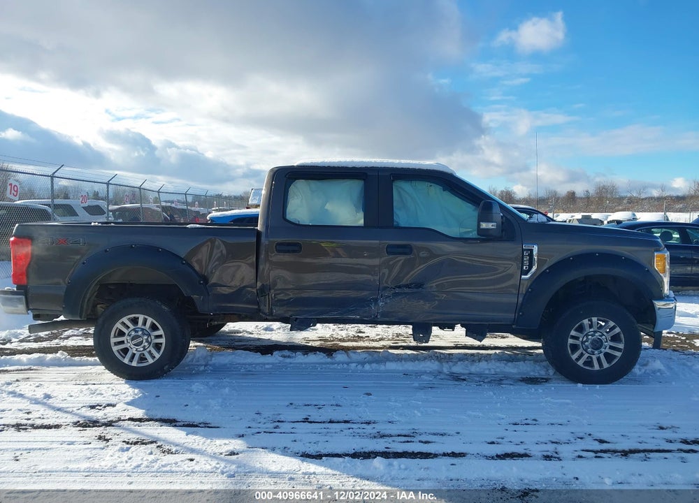 2017 FORD F-250 XL VIN: 1FT7W2B67HEE69238