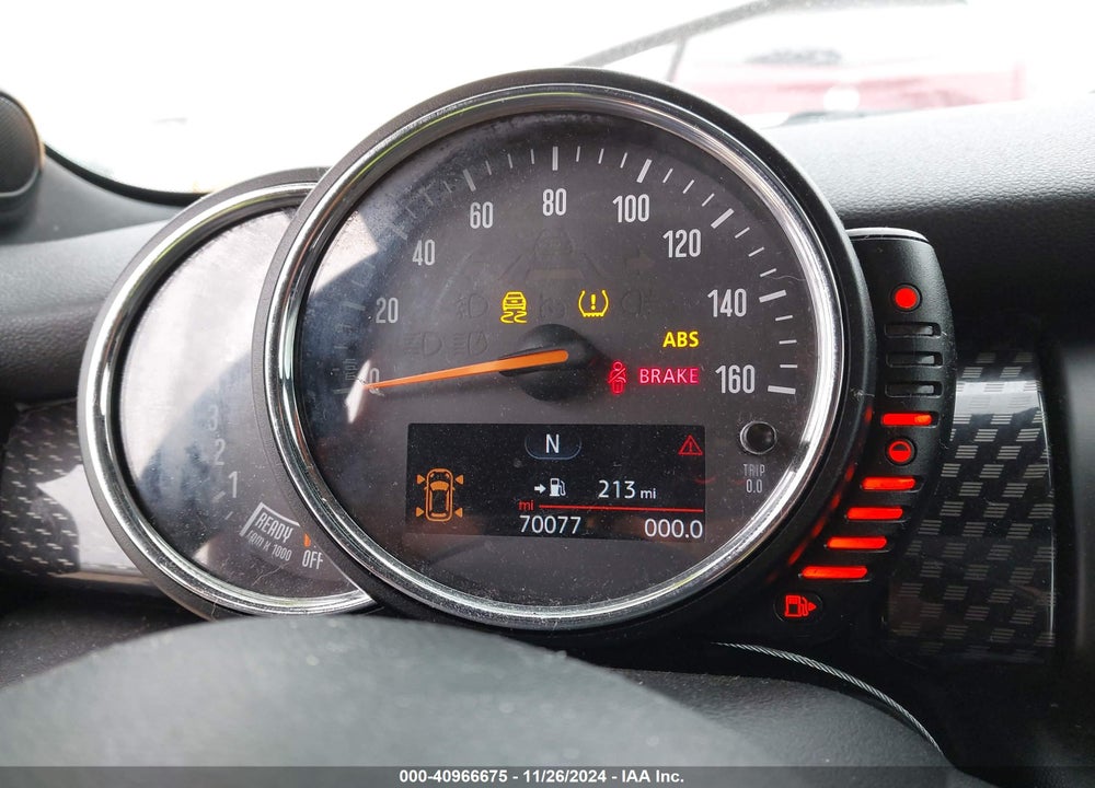2016 MINI COOPER VIN: WMWXP7C51G2C61145