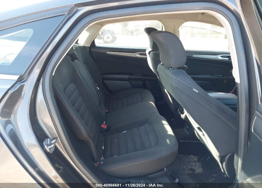 2017 FORD FUSION VIN: 3FA6P0H75HR125729