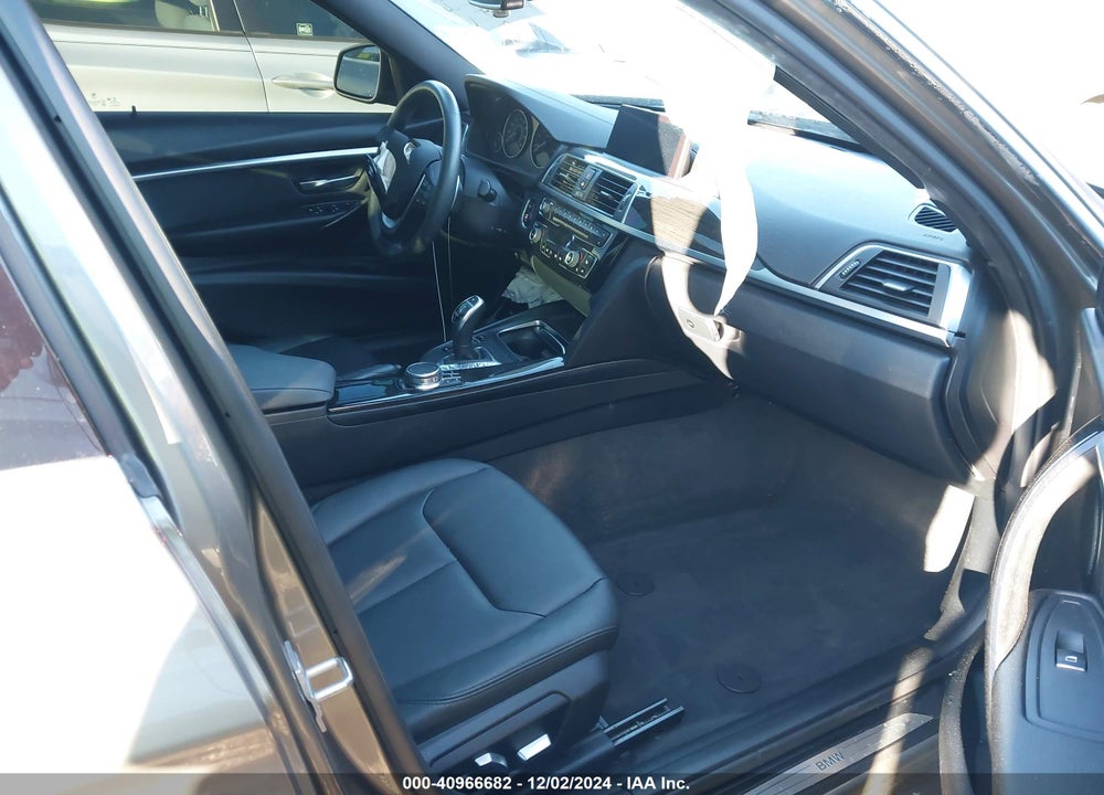 2018 BMW 330I VIN: WBA8B9C50JEE82126