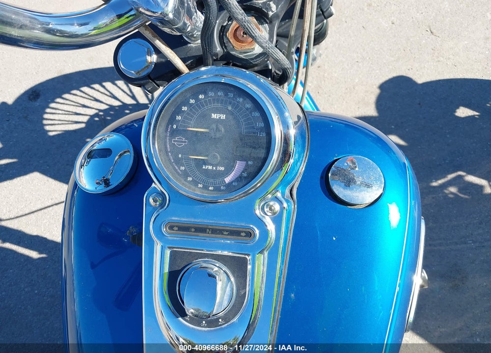 2006 HARLEY-DAVIDSON FXDWGI VIN: 1HD1GP1166K311167