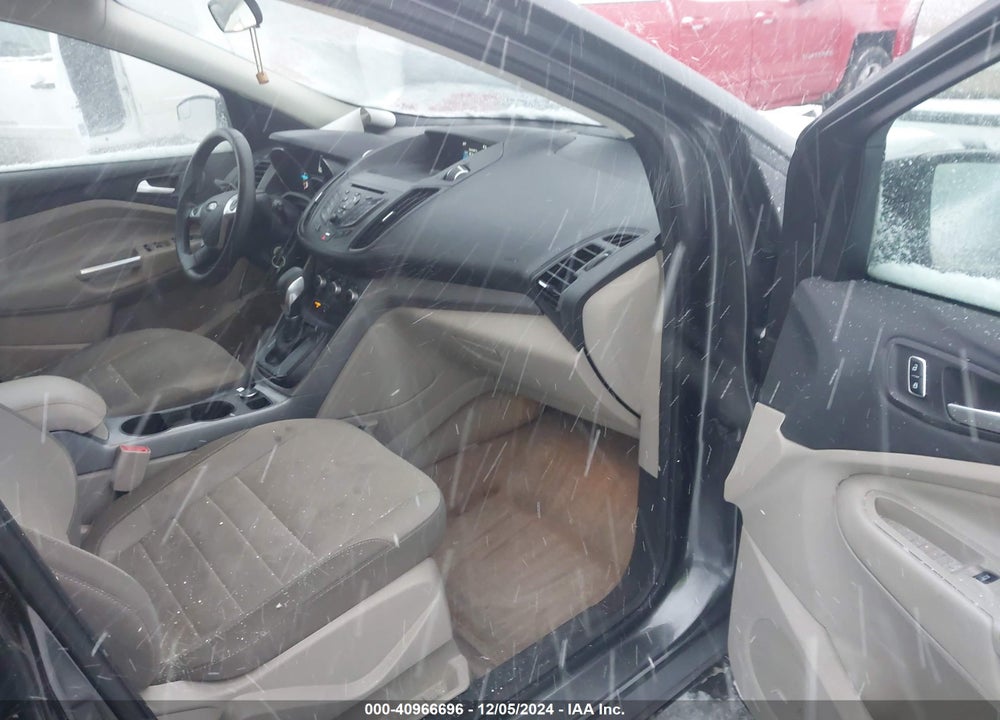 2016 FORD ESCAPE SE VIN: 1FMCU9G92GUB21315