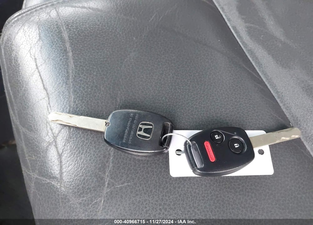 2006 HONDA PILOT EX-L VIN: 2HKYF18536H536377