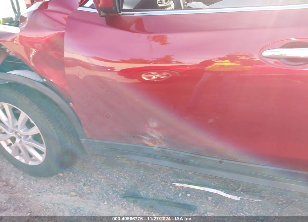 2018 NISSAN ROGUE SV VIN: 5N1AT2MV9JC833207