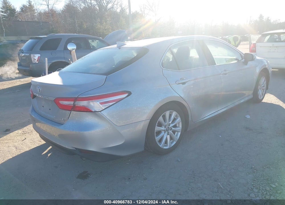 2019 TOYOTA CAMRY VIN: 4T1B11HK2KU841116