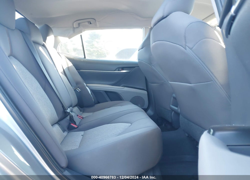 2019 TOYOTA CAMRY VIN: 4T1B11HK2KU841116