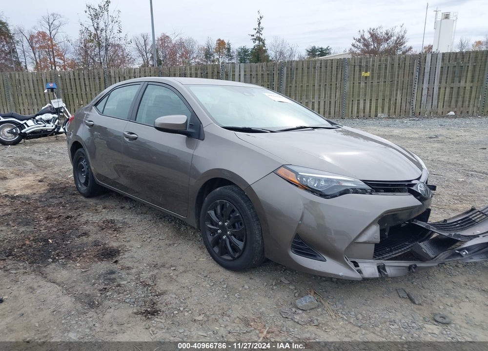 2019 TOYOTA COROLLA LE VIN: 2T1BURHE7KC184461