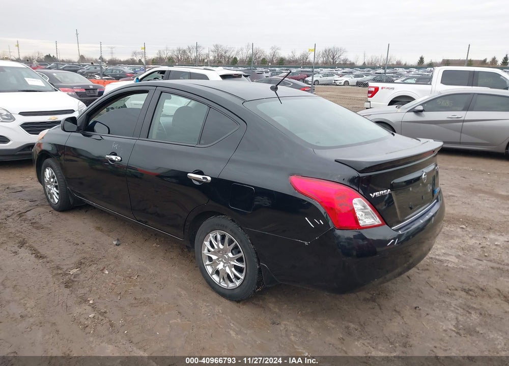 2014 NISSAN VERSA 1.6 SV VIN: 3N1CN7AP6EL817439