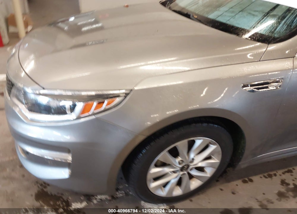 2016 KIA OPTIMA VIN: 5XXGT4L33GG081782