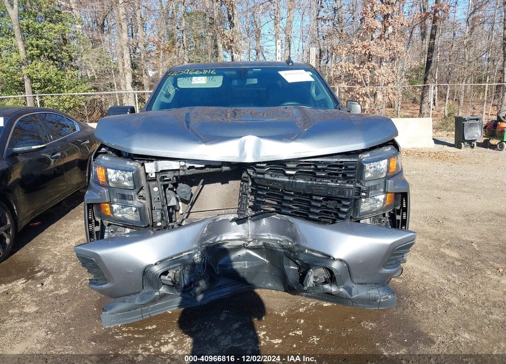 2020 CHEVROLET SILVERADO 1500 4WD SHORT BED CUSTOM VIN: 1GCPYBEH0LZ340475