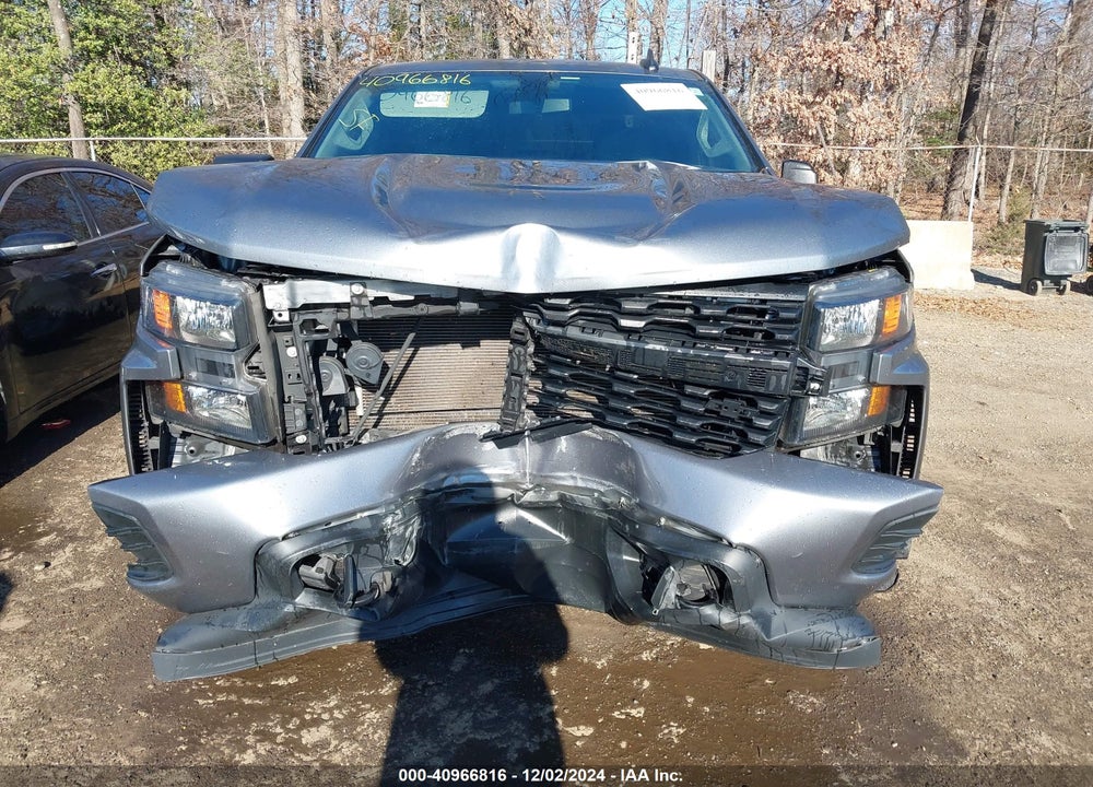 2020 CHEVROLET SILVERADO 1500 4WD SHORT BED CUSTOM VIN: 1GCPYBEH0LZ340475