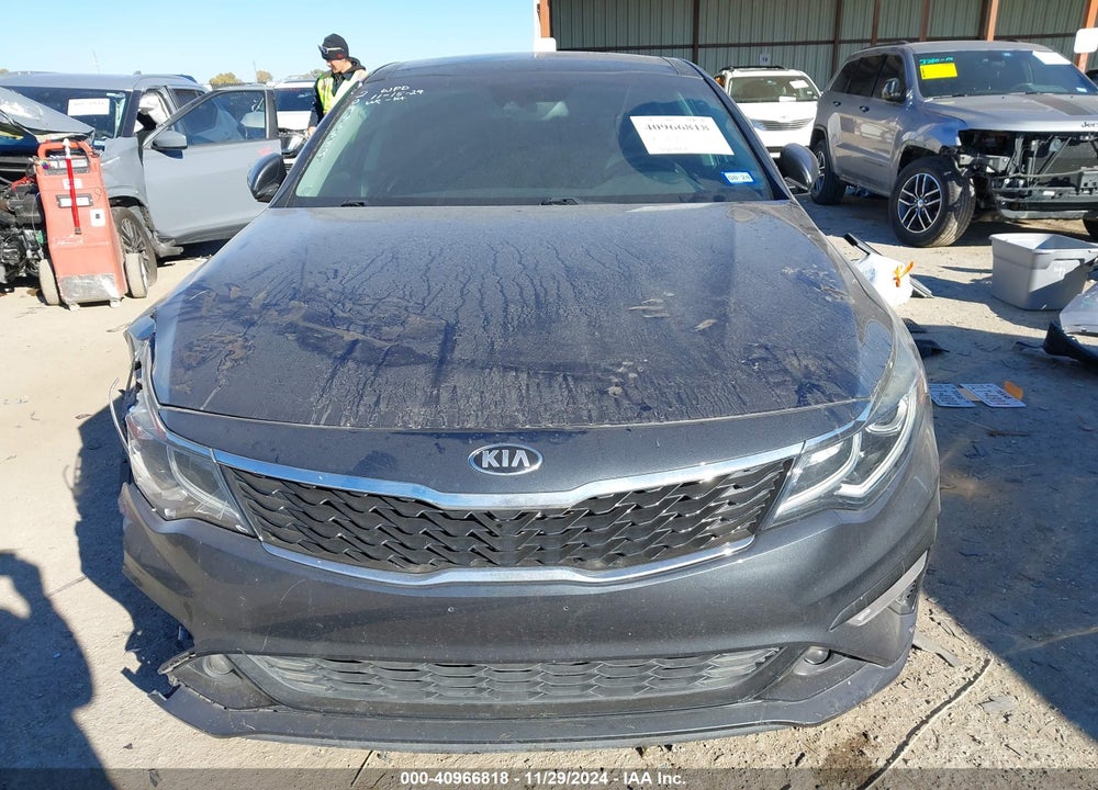 2019 KIA OPTIMA S VIN: 5XXGT4L38KG376952