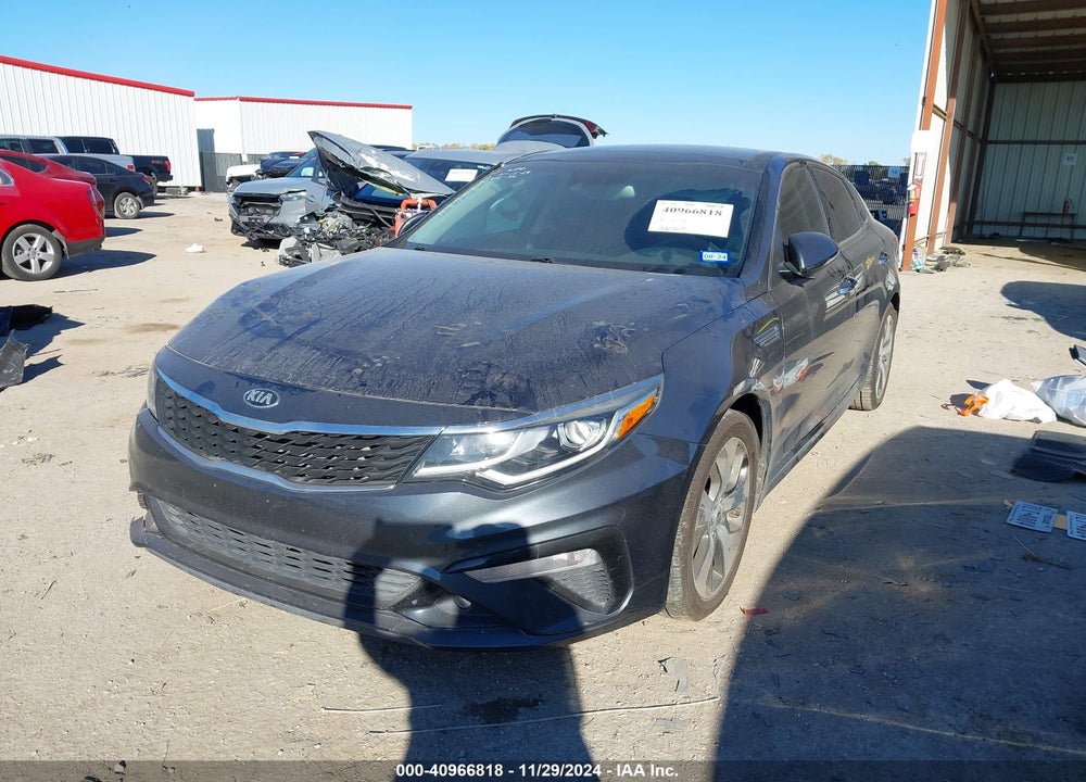 2019 KIA OPTIMA S VIN: 5XXGT4L38KG376952