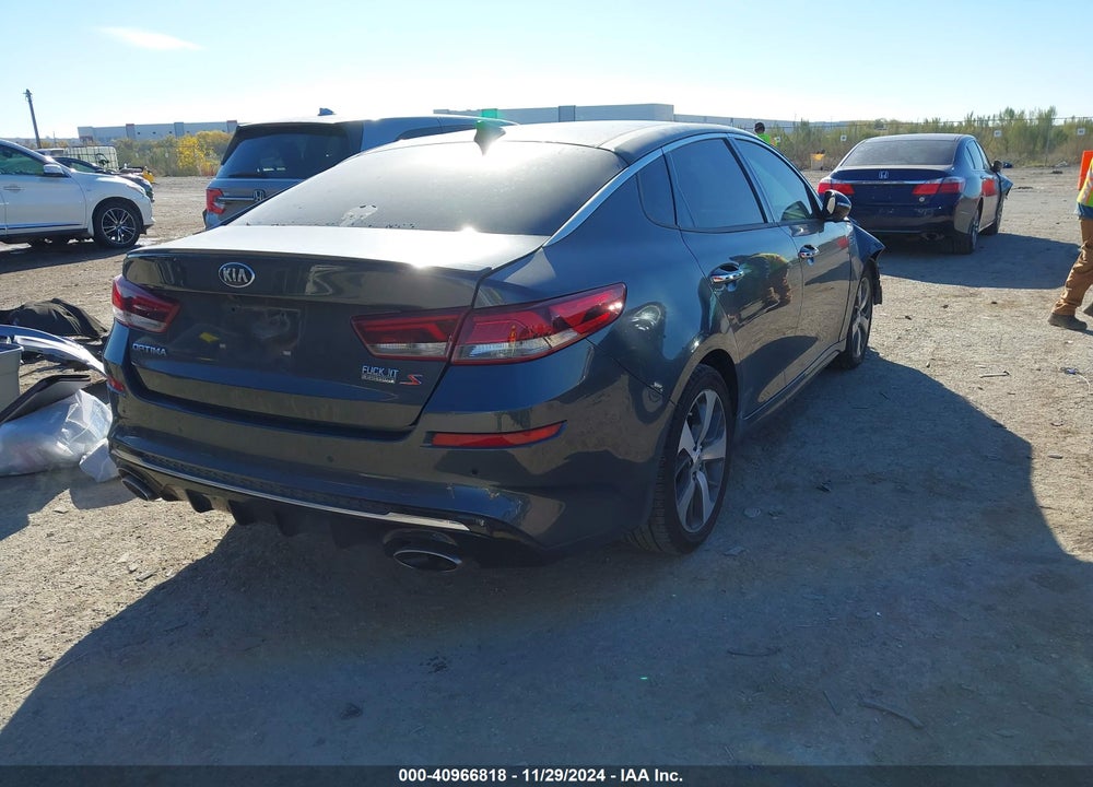 2019 KIA OPTIMA S VIN: 5XXGT4L38KG376952