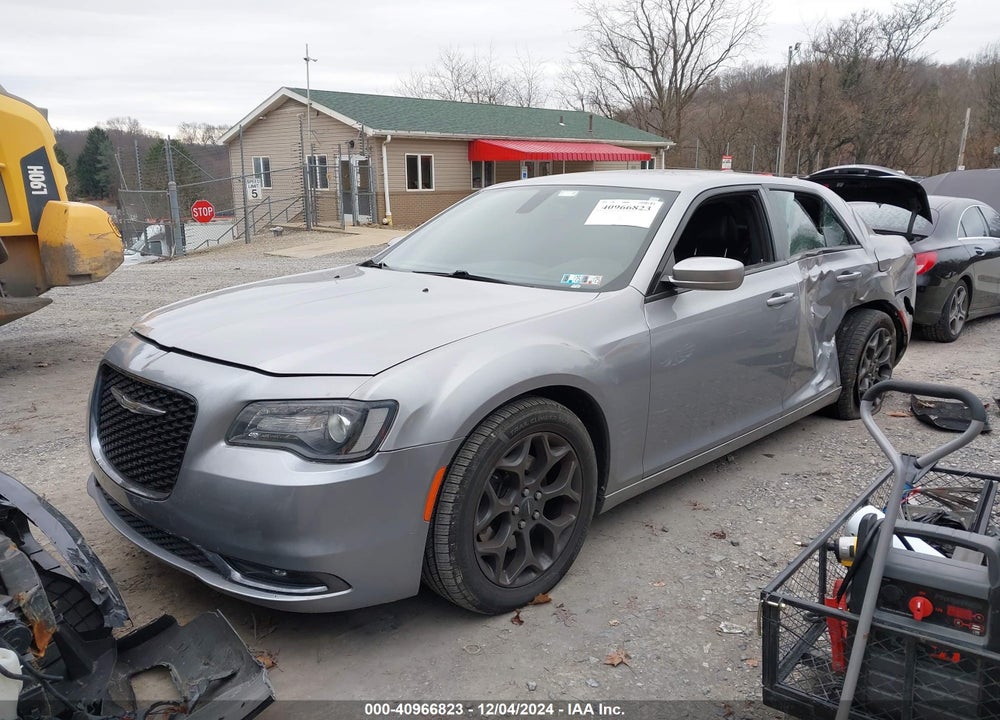 2018 CHRYSLER 300 VIN: 2C3CCAGG3JH267406