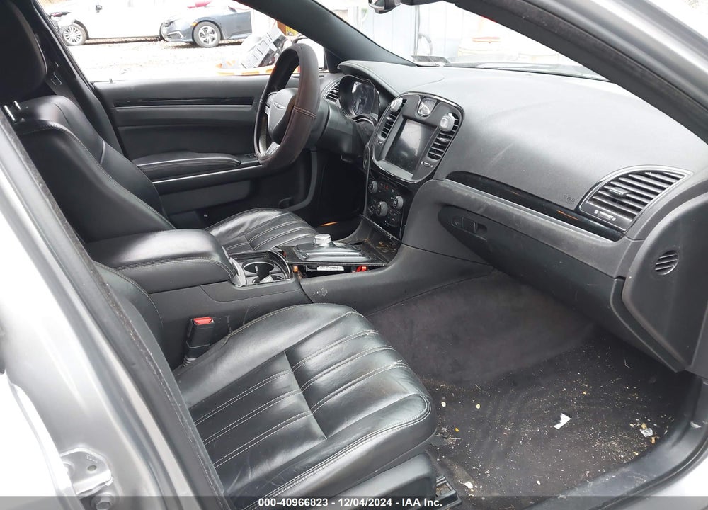 2018 CHRYSLER 300 VIN: 2C3CCAGG3JH267406