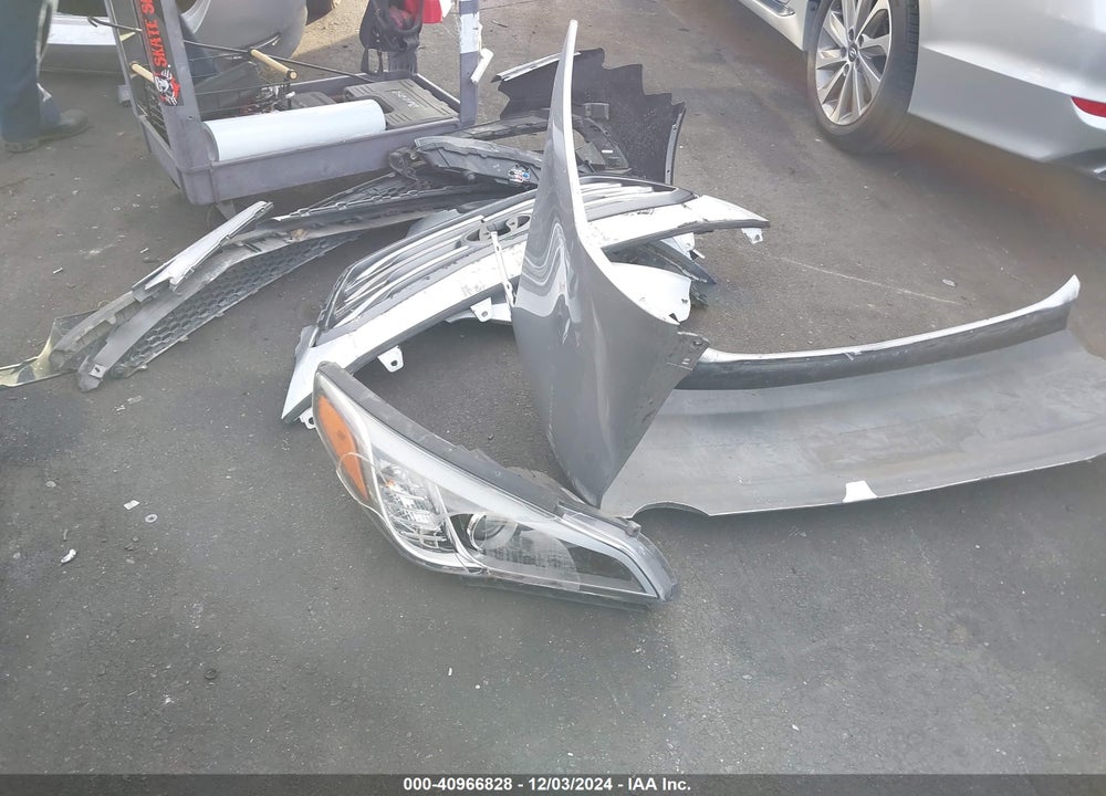 2015 HYUNDAI SONATA SPORT VIN: 5NPE34AF4FH135064