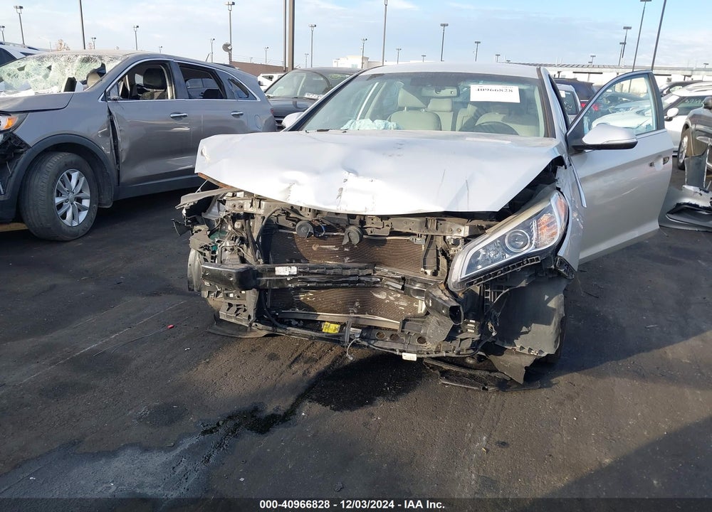 2015 HYUNDAI SONATA SPORT VIN: 5NPE34AF4FH135064