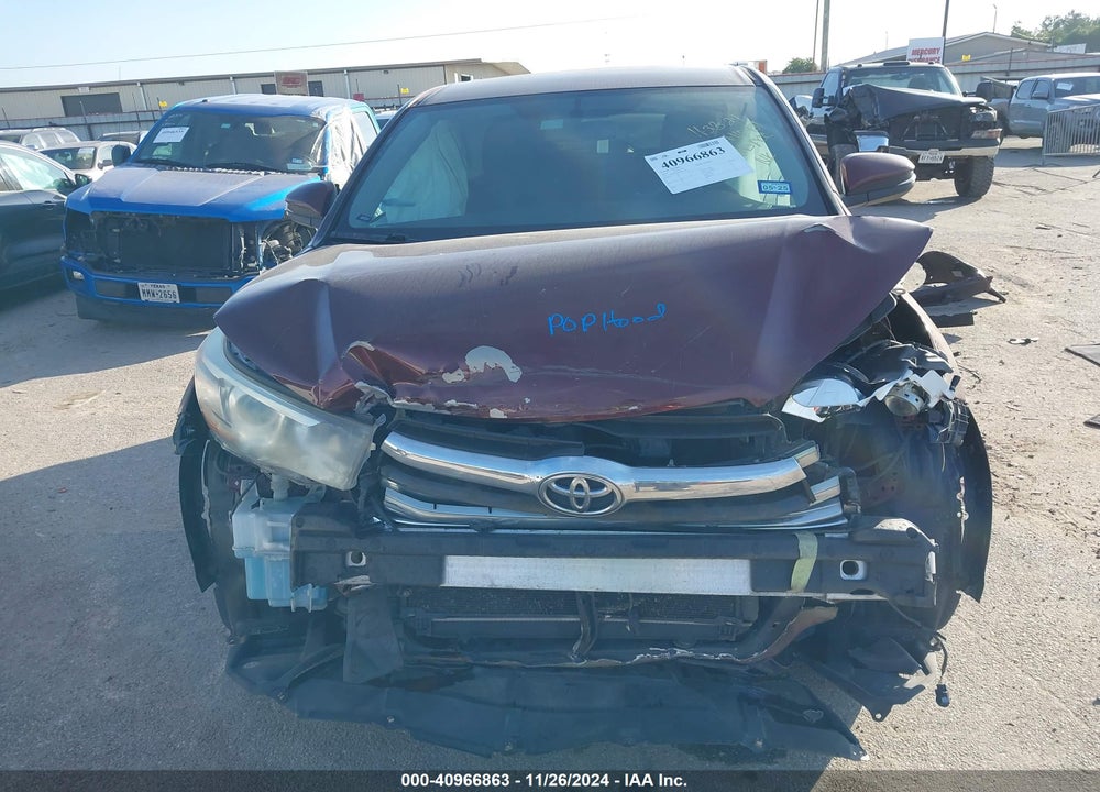 2015 TOYOTA HIGHLANDER LE PLUS V6 VIN: 5TDZKRFH8FS084738