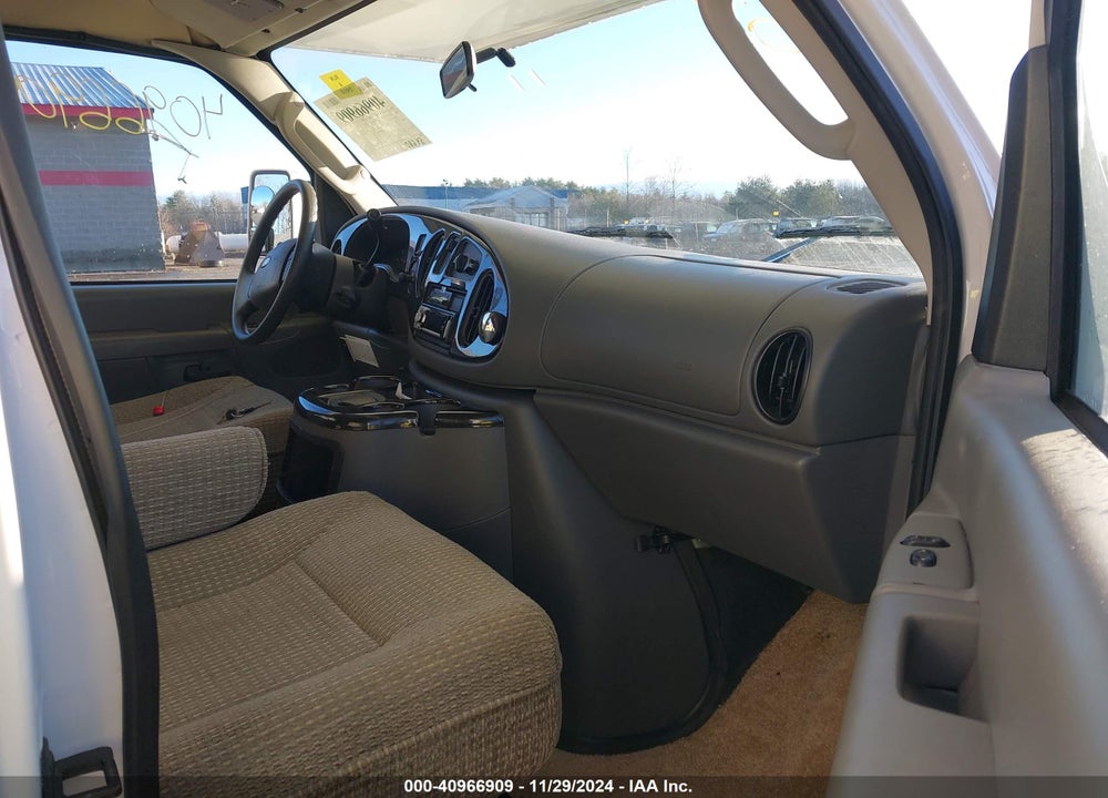 2005 FORD E-450 CUTAWAY STANDARD VIN: 1FDXE45SX5HA05177