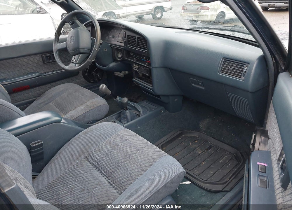 1995 TOYOTA 4RUNNER VN39 SR5 VIN: JT3VN39W4S0214092
