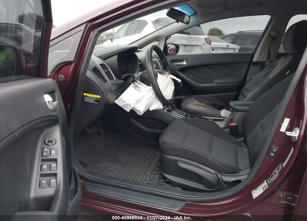 2017 KIA FORTE LX VIN: 3KPFK4A74HE126002