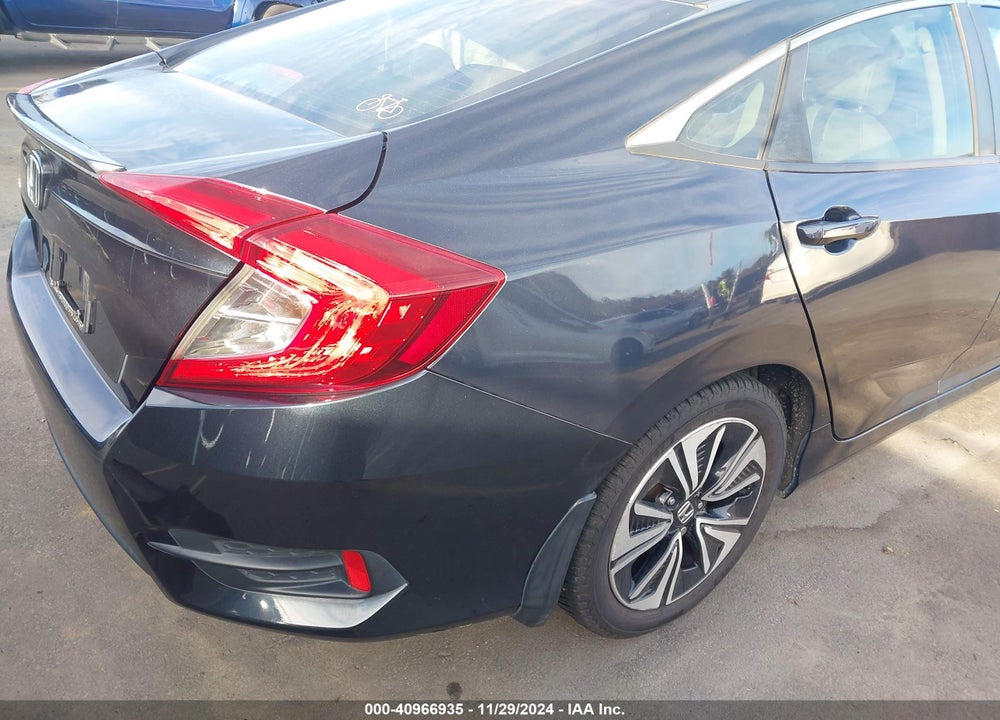 2017 HONDA CIVIC EX-L VIN: 2HGFC1F73HH637212